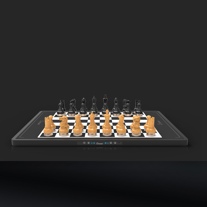 Chessnut Move – Advanced Robotic Chessboard with Wooden Pieces