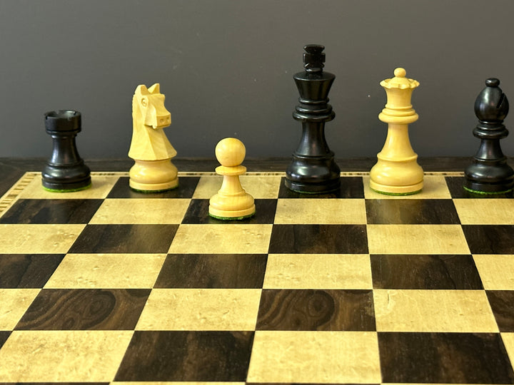 Chess pieces in black/boxwood, KH 85mm, leaded