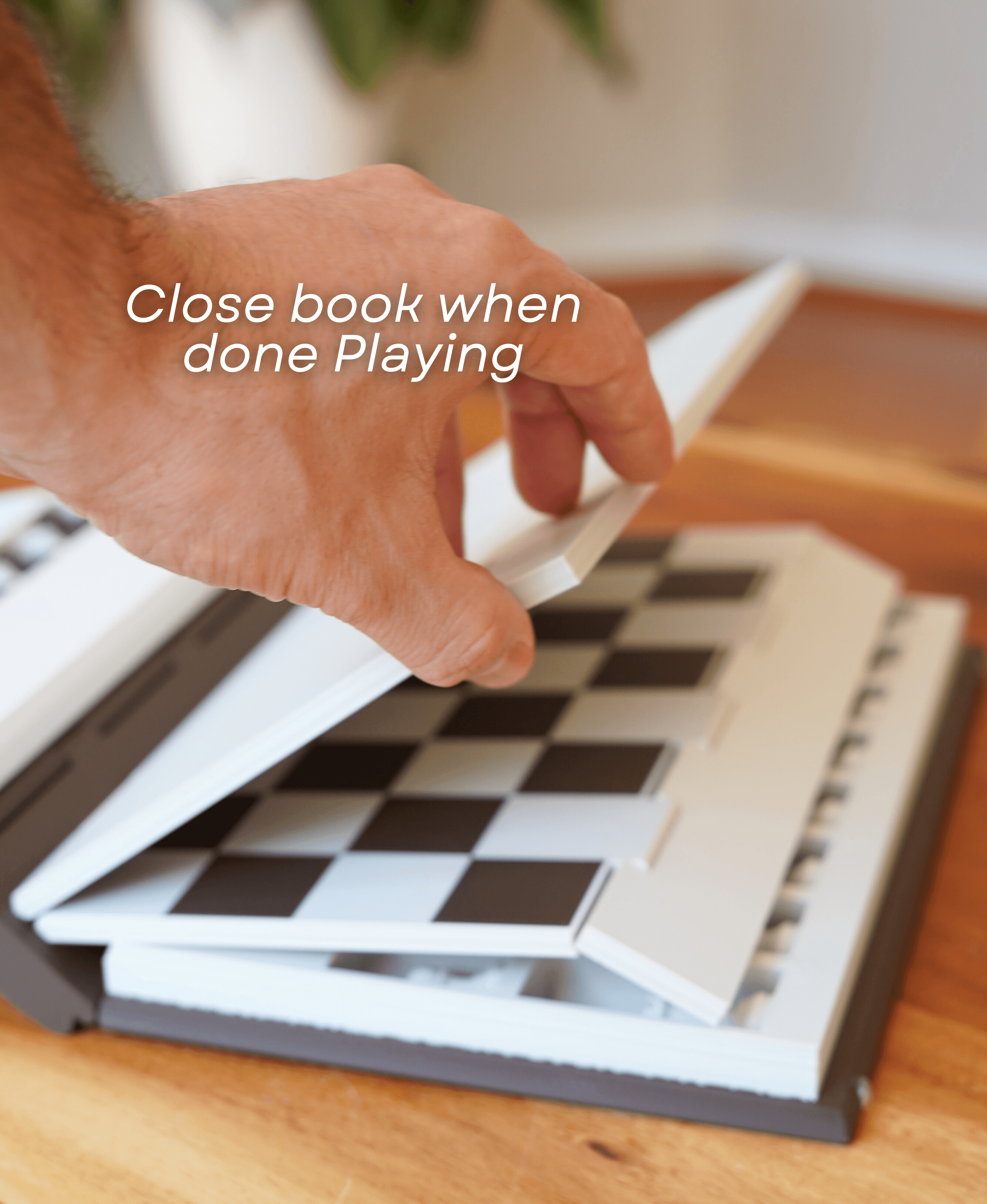 PlayBook’d Chess – Book-Style Magnetic Foldable Chess Set