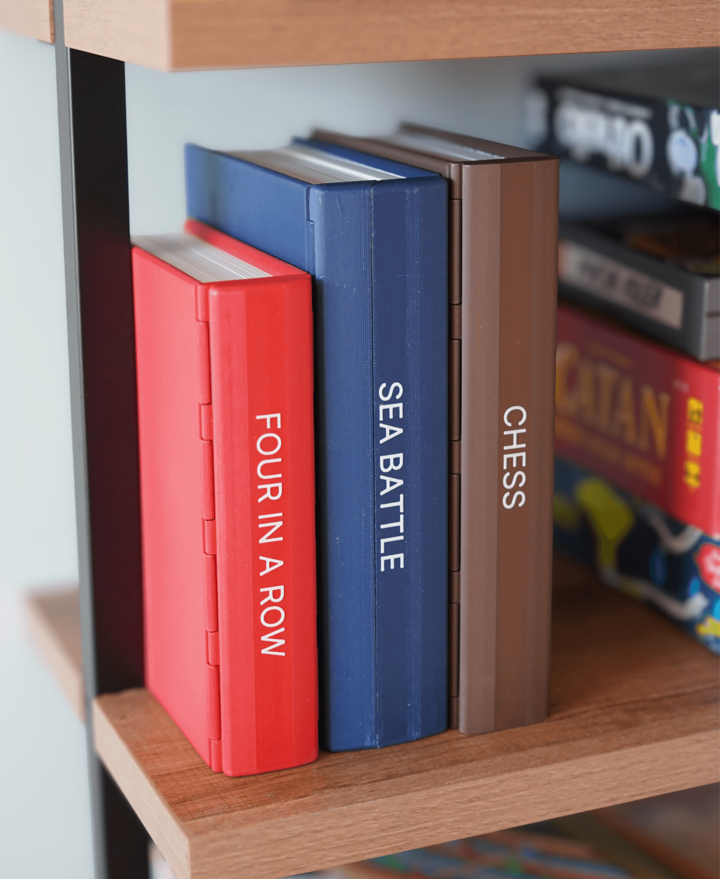 PlayBook’d Chess – Book-Style Magnetic Foldable Chess Set