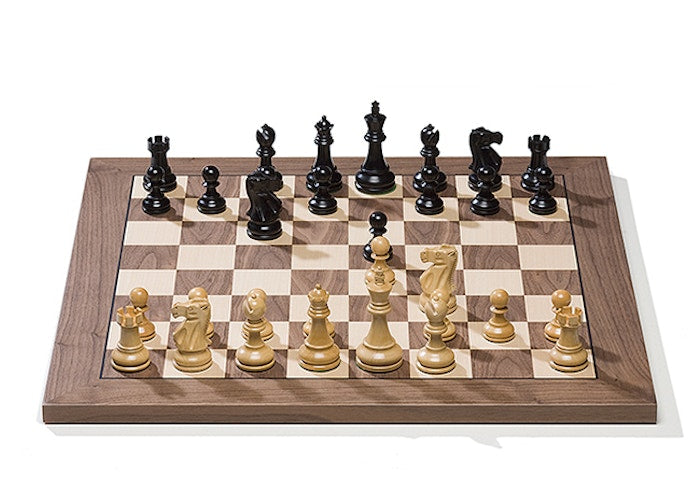 DGT Tournament e-Board Walnut with Timeless e-Pieces