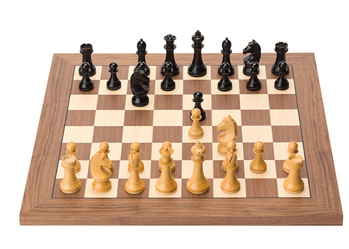 DGT Tournament e-Board Walnut with Timeless e-Pieces