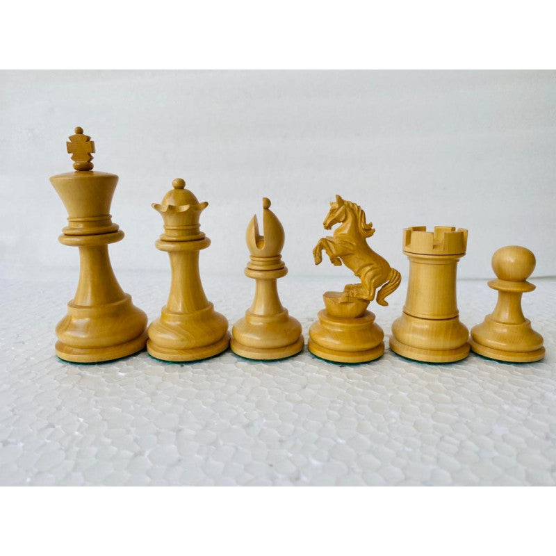 Alexander Knight Schachfiguren 4,5" – Luxuriöses Staunton-Set aus Ebenholz & Buchsbaum