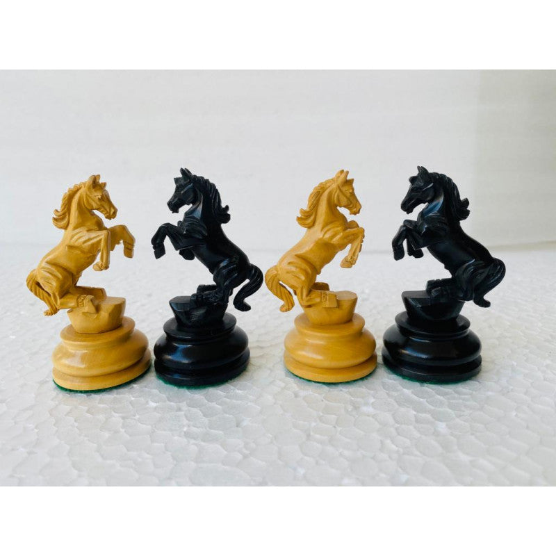 Alexander Knight Schachfiguren 4,5" – Luxuriöses Staunton-Set aus Ebenholz & Buchsbaum