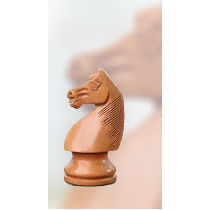 Schachfiguren Staunton (deutsch) aus den 1920er Jahren, 4 Zoll – Antikes Buchsbaum-Schachset