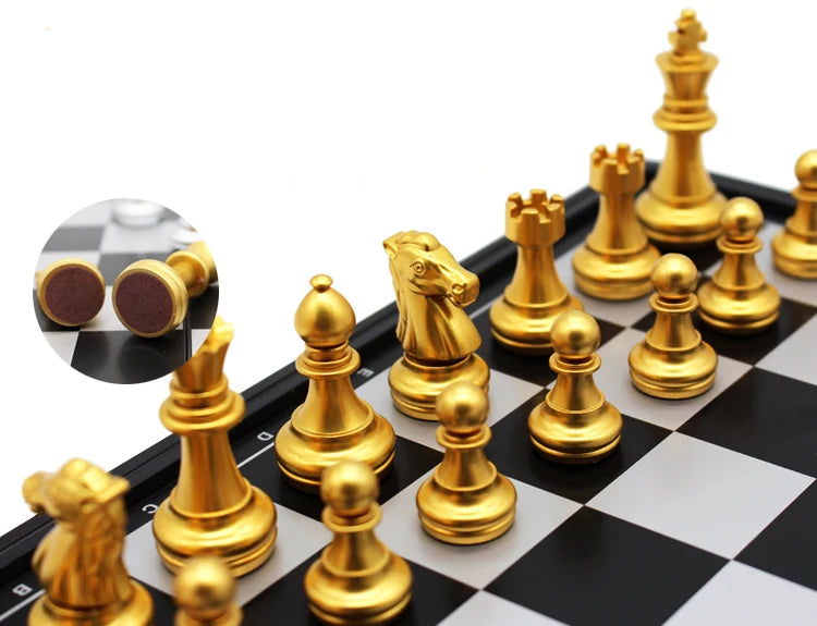 Medieval Folding Classic Chess Set With Chessboard