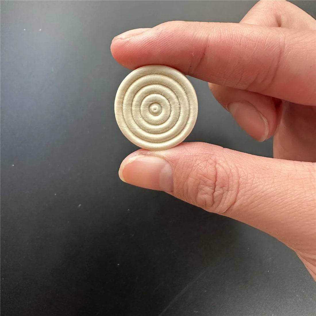 24 Pcs1 Set Of 2.5cm/0.98inch Round Wooden Checkers Round International Checkers Pieces