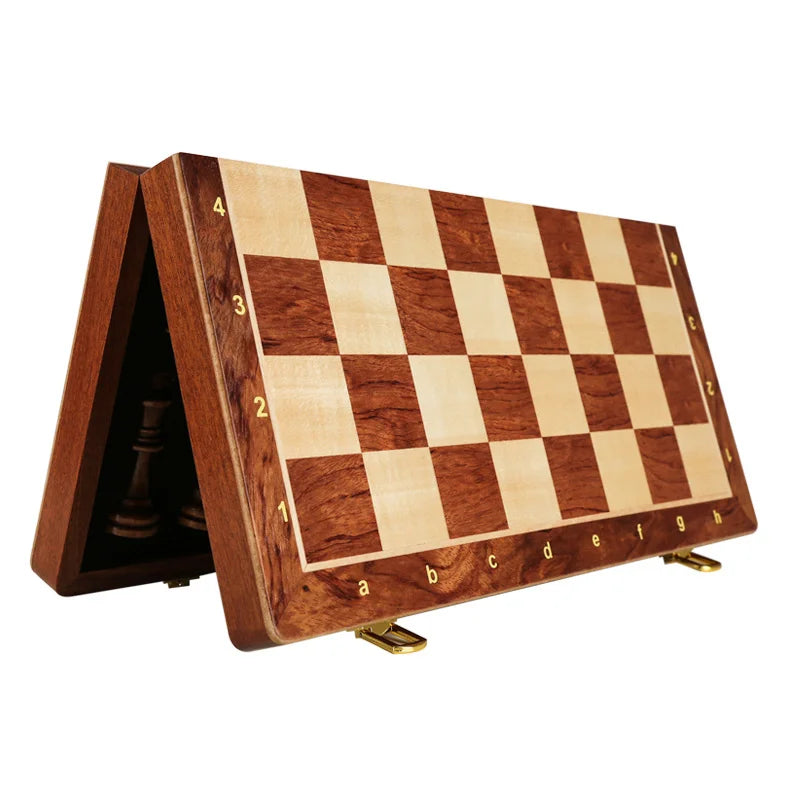 Schachspiel aus Holz in Top-Qualität – Großes Schachbrett aus Walnussholz & klassische Figuren aus massivem Holz