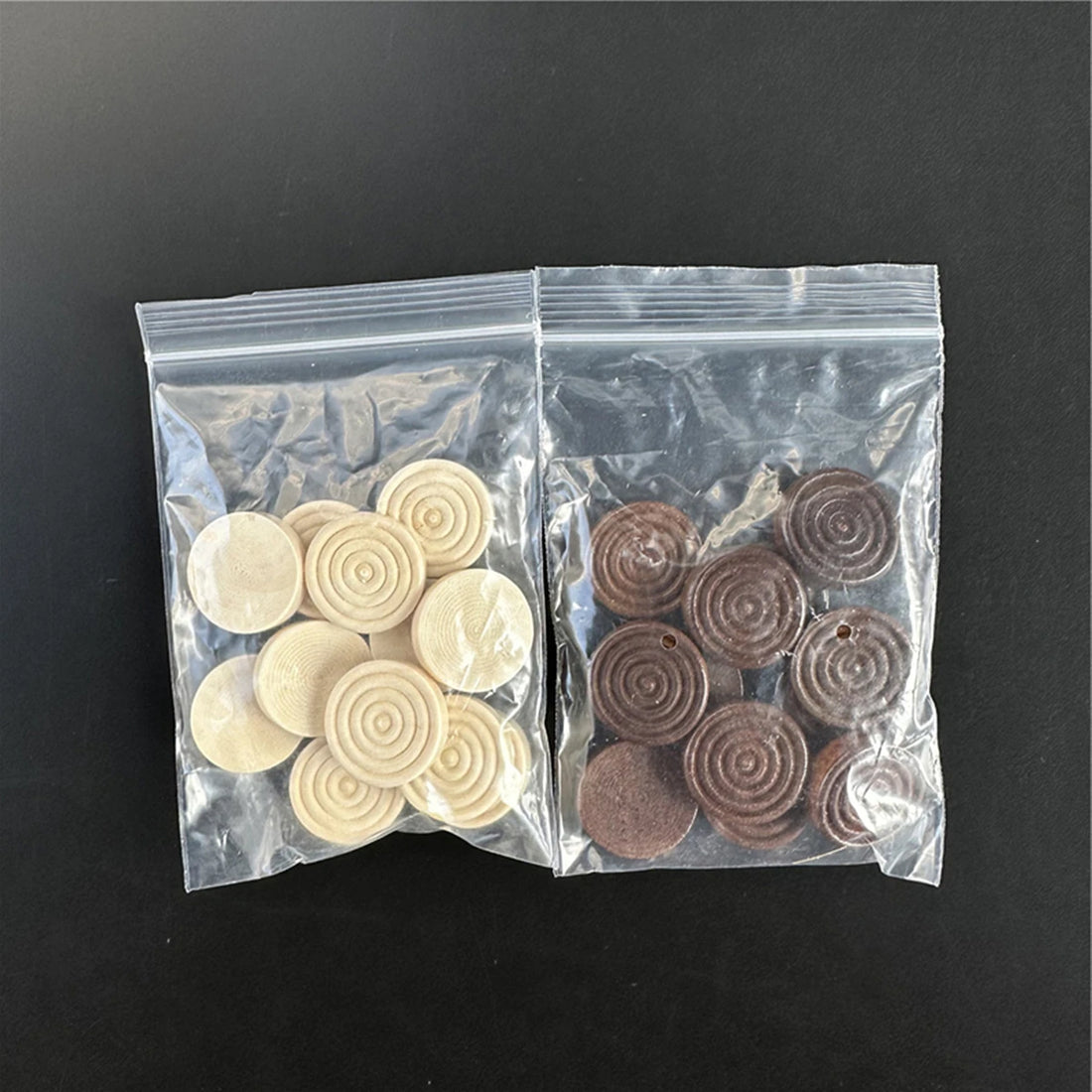 24 Pcs1 Set Of 2.5cm/0.98inch Round Wooden Checkers Round International Checkers Pieces