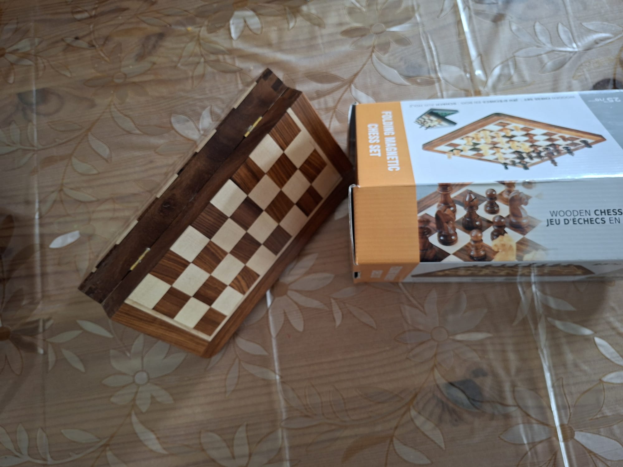 10″ Travel Folding Magnetic Chess Set – Sheesham & Maple Wood