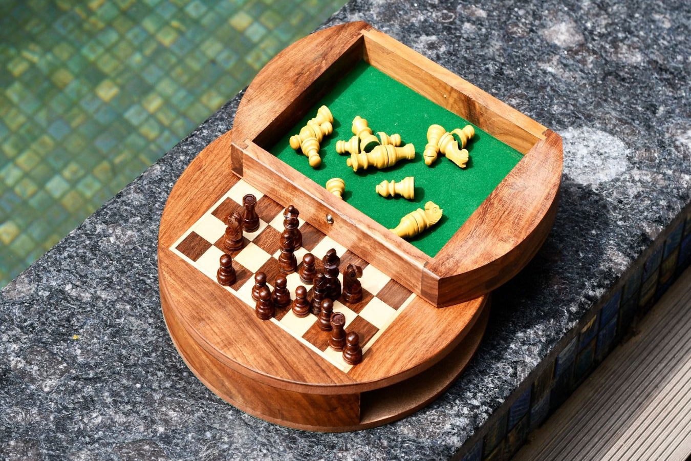 Travel Series Round Magnetic Chess Set in Sheesham & Maple - 9"
