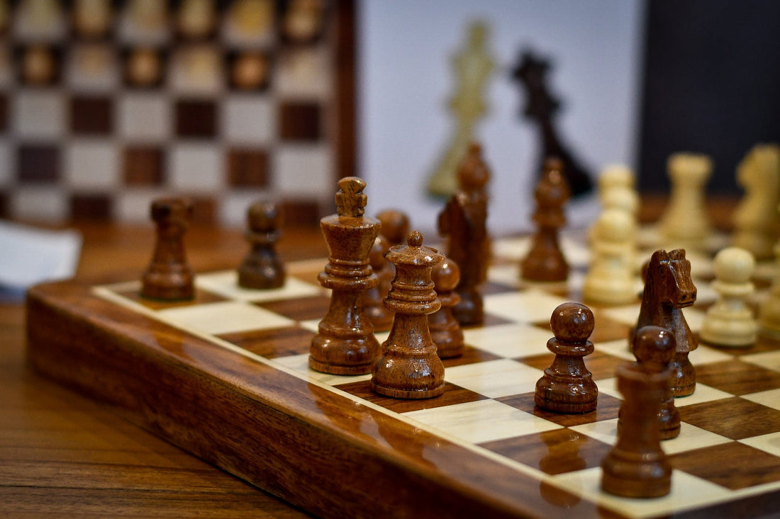 12″ Travel Folding Magnetic Chess Set – Sheesham & Maple Wood