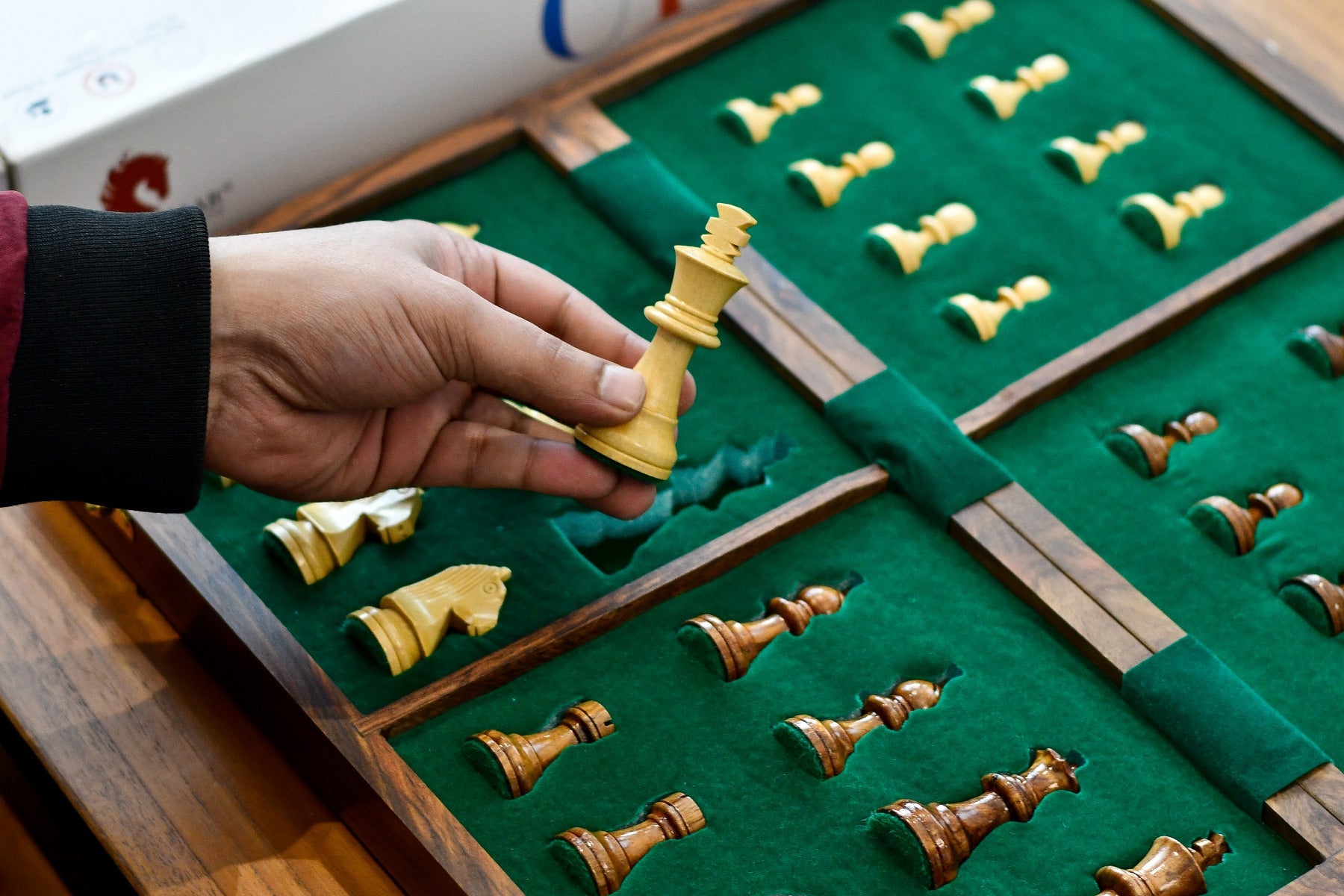 16″ Travel Folding Wooden Chess Set – Sheesham & Maple Board