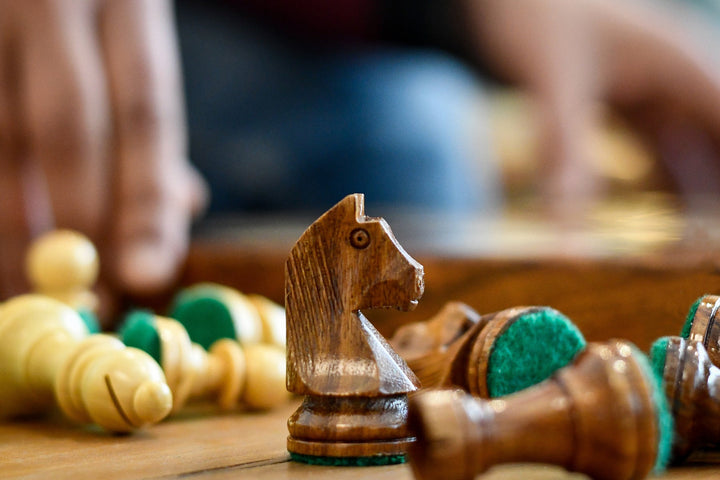 16″ Travel Folding Wooden Chess Set – Sheesham & Maple Board