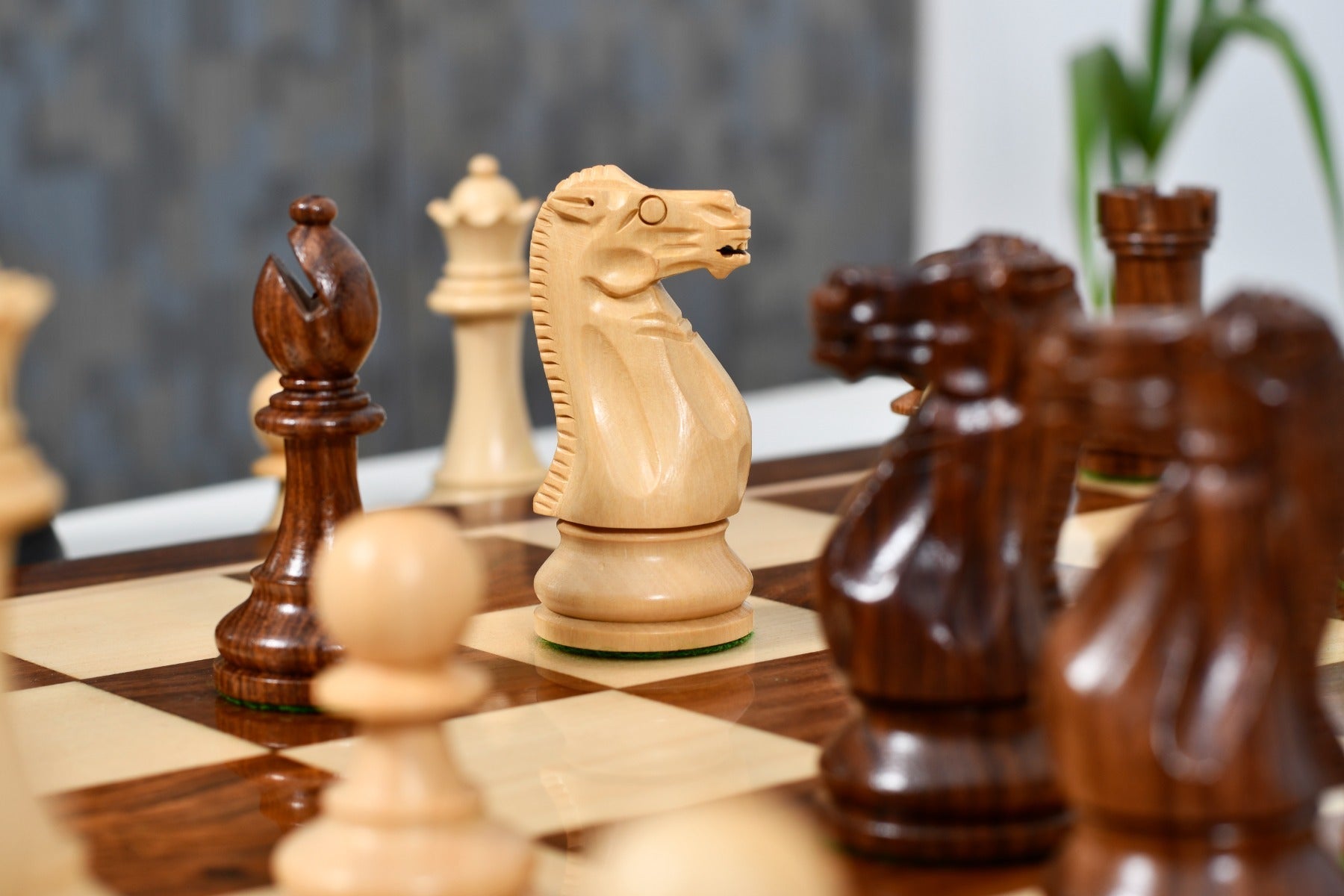 French Staunton Chess Pieces 3.75″ – Sheesham Wood Set