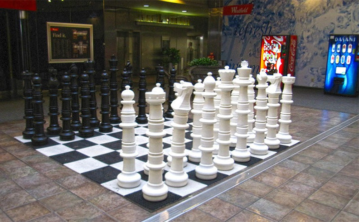 King 48'' Giant chess pieces - Checkmate & Chill 