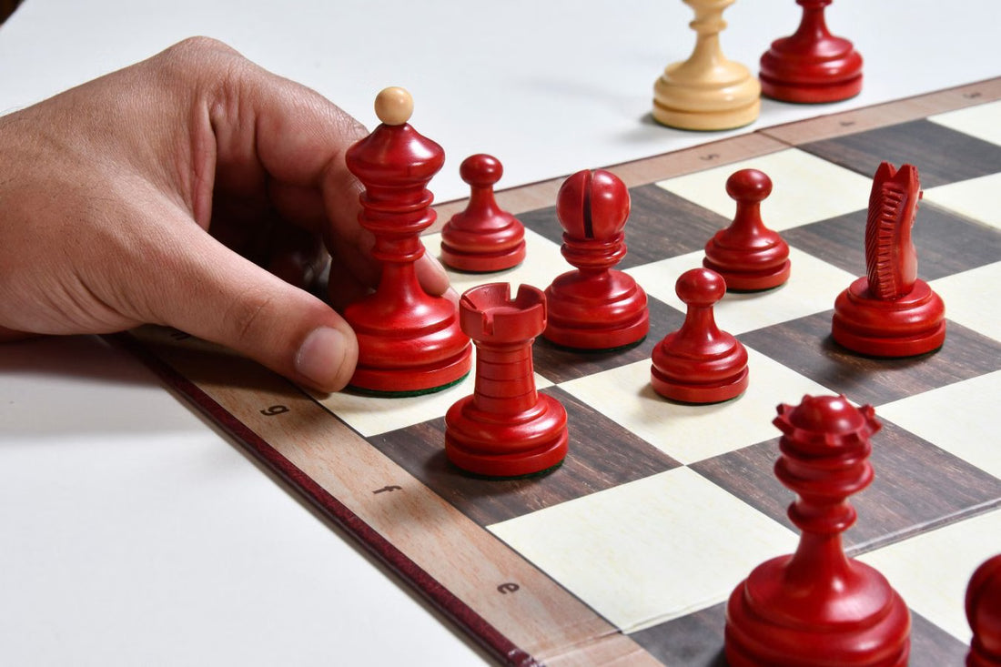1930 Knubbel Analysis Chess Set – 3'' King, Crimson & Boxwood, Folding Board Included