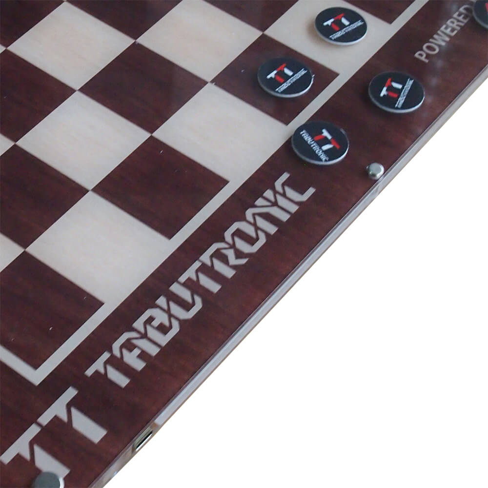 Tabutronic Cerno 35mm look Walnut with tags